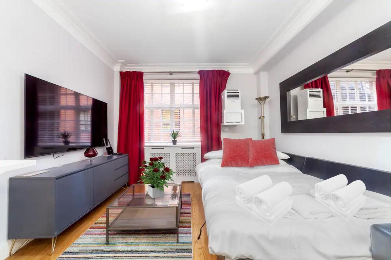 Modern Quiet 1 Bed Flat -Mayfair ロンドン エクステリア 写真