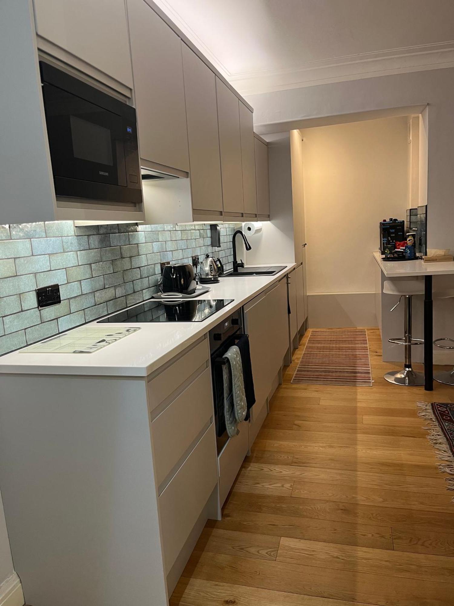 Modern Quiet 1 Bed Flat -Mayfair ロンドン エクステリア 写真