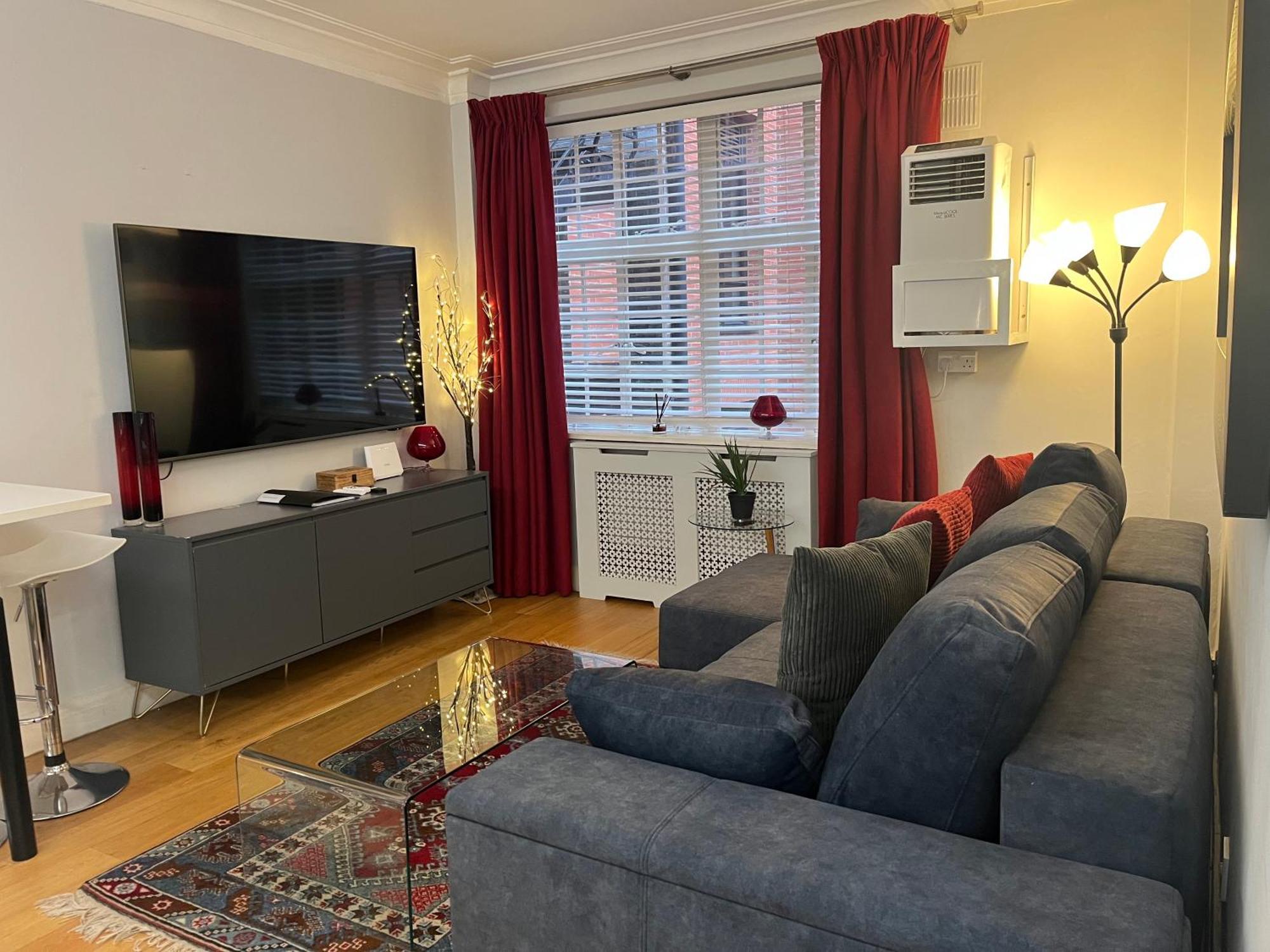 Modern Quiet 1 Bed Flat -Mayfair ロンドン エクステリア 写真